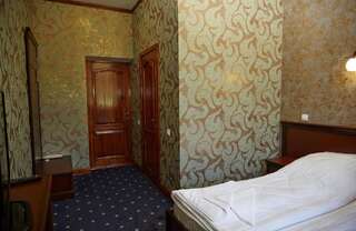 Отель Carivka Hotel Царивка Стандартный двухместный номер с 1 кроватью или 2 отдельными кроватями-17